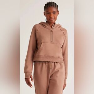 Quince Women's Organic Heavyweight Fleece Cropped Half-Zip Hoodie Taupe Small
